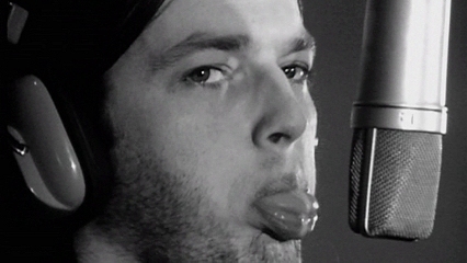 Gilmour recording vocals